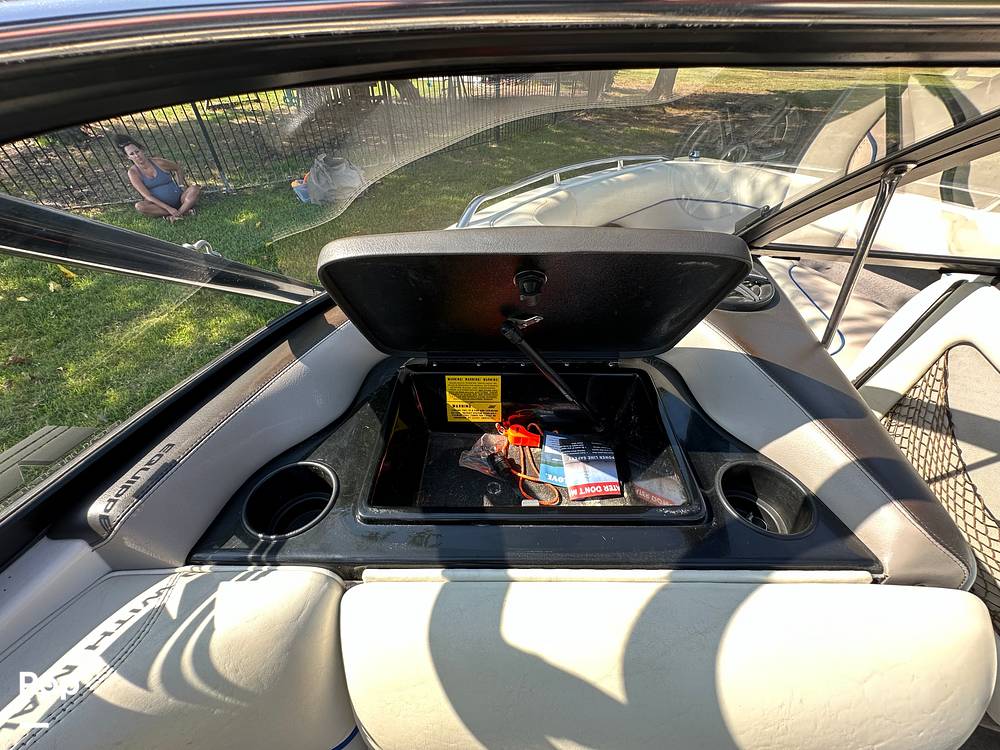 Slide: The Image of Malibu Wakesetter XTI 2004 - 14546809