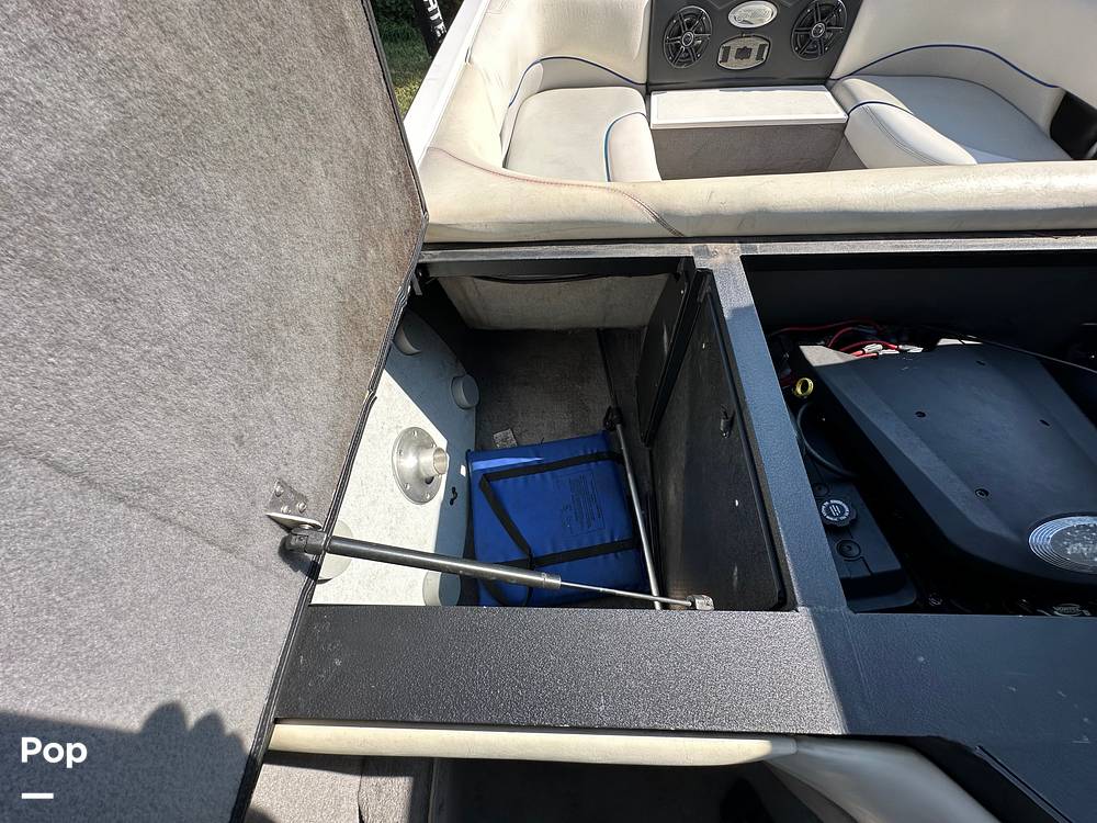 Slide: The Image of Malibu Wakesetter XTI 2004 - 14546813