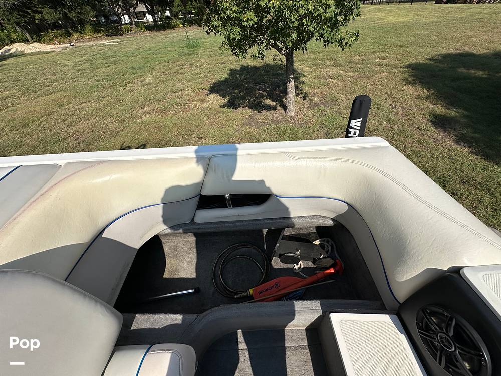 Slide: The Image of Malibu Wakesetter XTI 2004 - 14546816