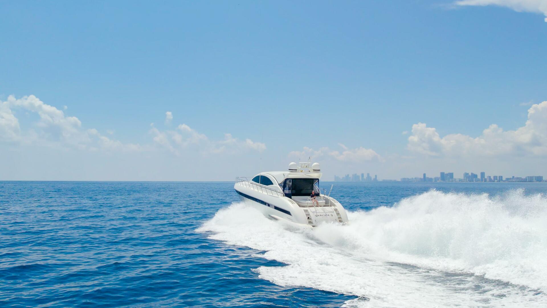 Slide: The Image of Mangusta 72 2001 - 4564497