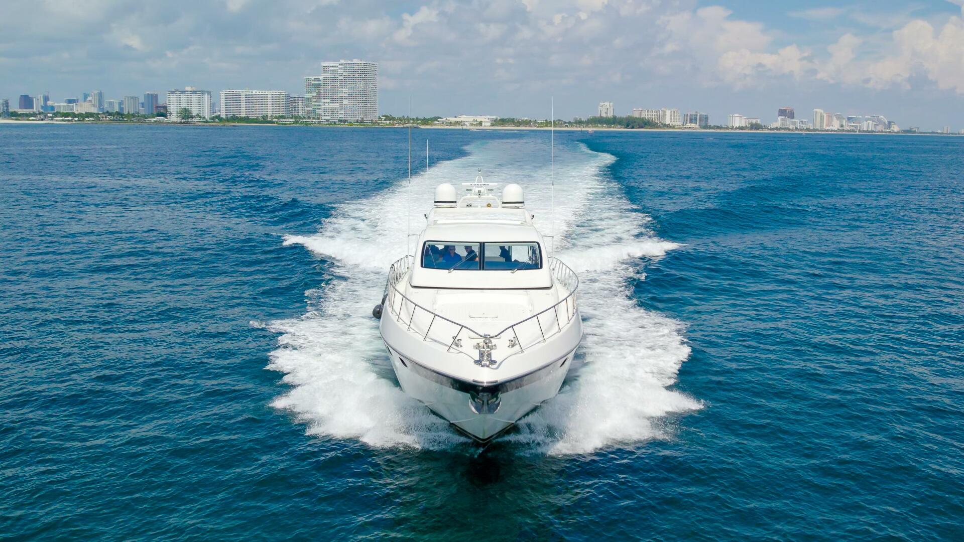 Slide: The Image of Mangusta 72 2001 - 4564507