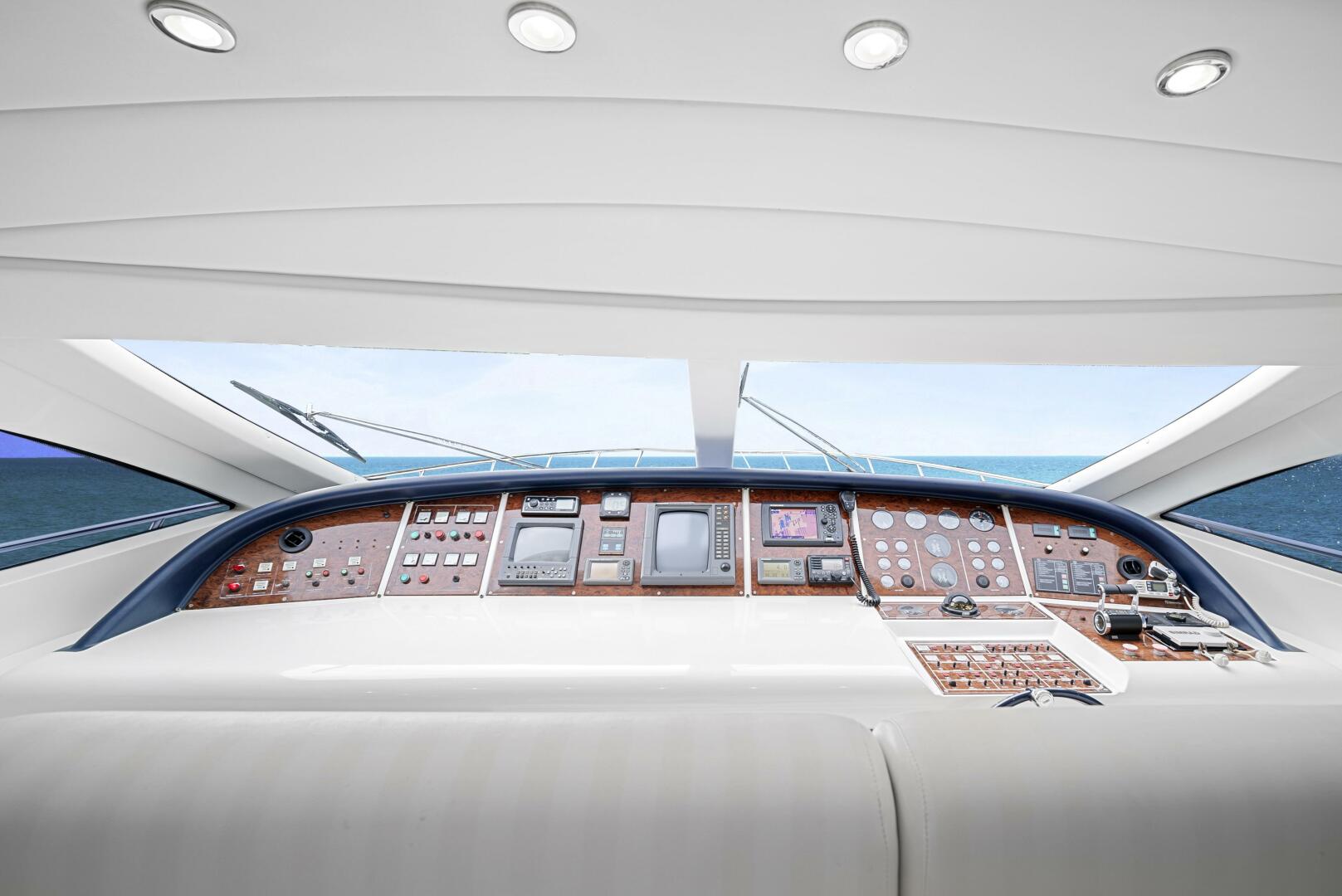 Slide: The Image of Mangusta 72 2001 - 4564611