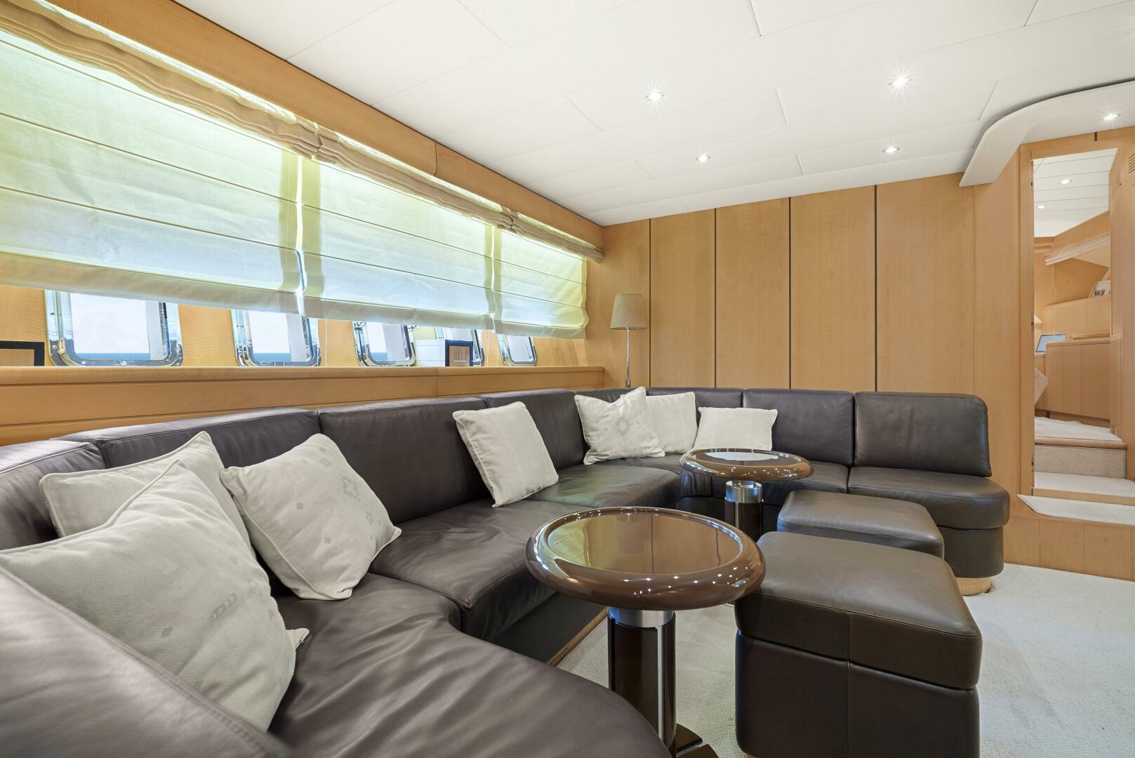 Slide: The Image of Mangusta 72 2001 - 4564631