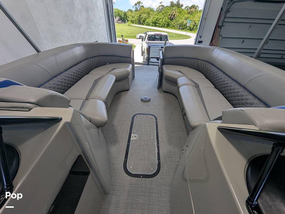 Slide: The Image of Manitou LX 270 SHP SLW 2021 - 15771153