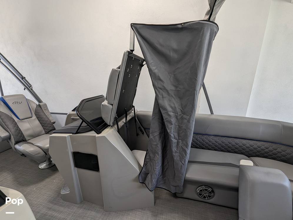 Slide: The Image of Manitou LX 270 SHP SLW 2021 - 15771384