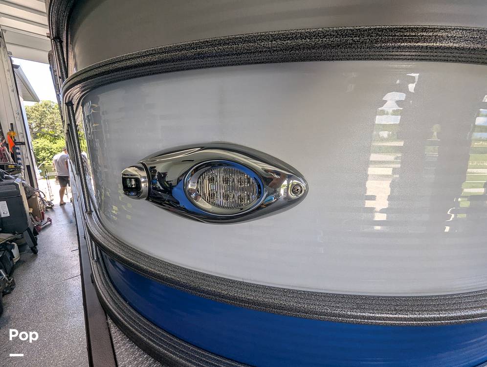 Slide: The Image of Manitou LX 270 SHP SLW 2021 - 15771406