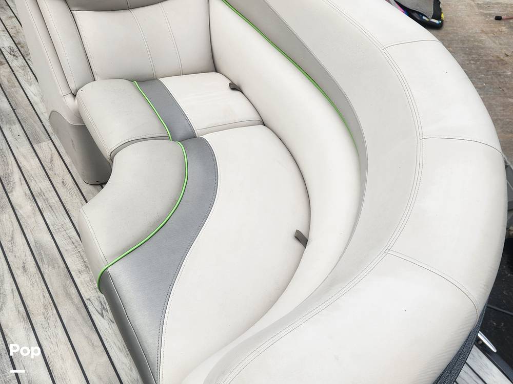 Slide: The Image of Manitou Xplode 23 SRS SHP 2015 - 15458937