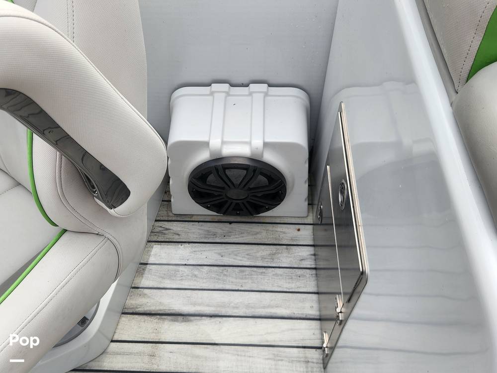 Slide: The Image of Manitou Xplode 23 SRS SHP 2015 - 15458944