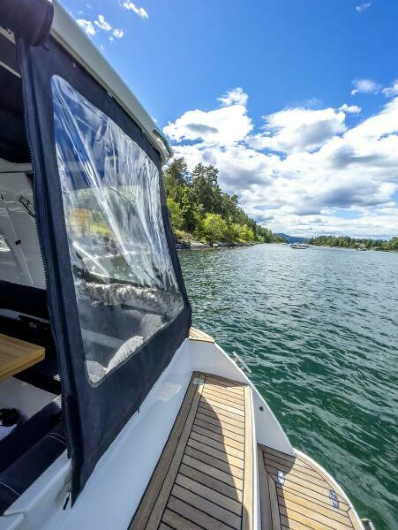 Slide: The Image of Marex 310 Sun Cruiser 2025 - 5062100