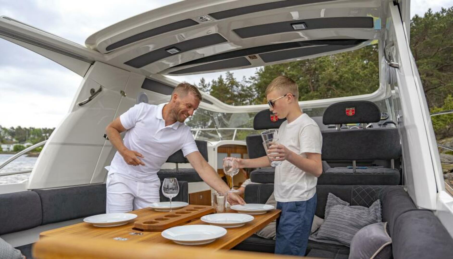 Slide: The Image of Marex 310 Sun Cruiser 2025 - 5062488
