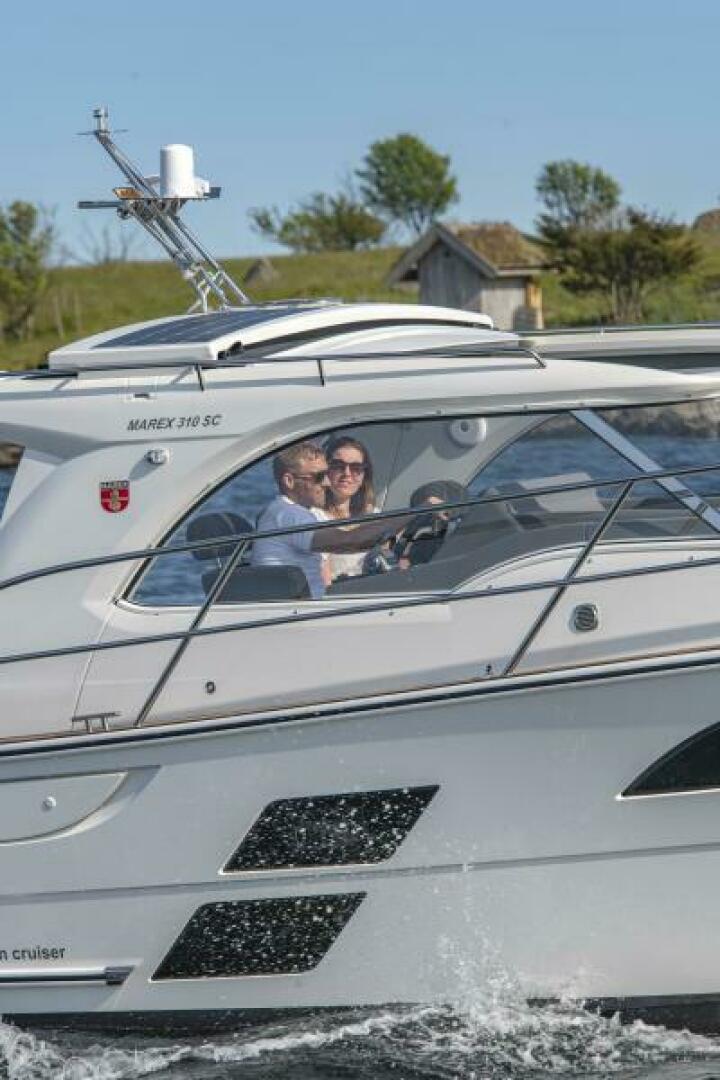 Slide: The Image of Marex 310 Sun Cruiser 2025 - 5062117