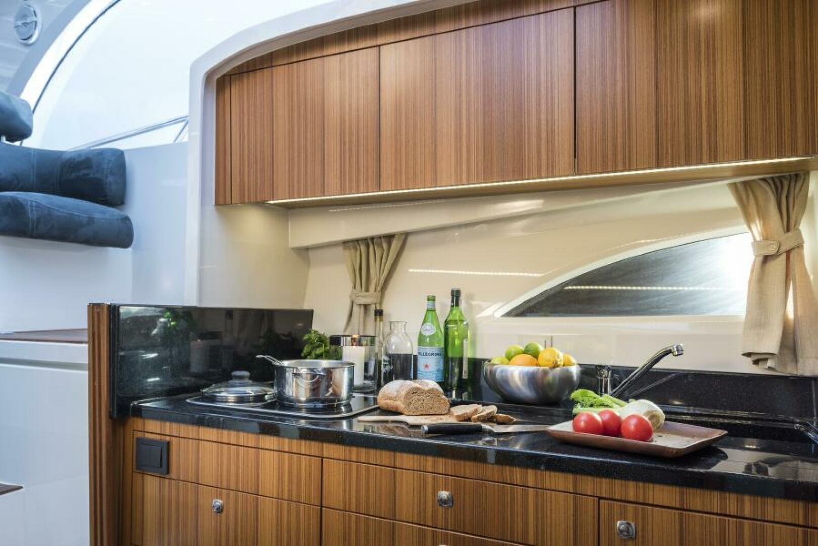 Slide: The Image of Marex 310 Sun Cruiser 2025 - 5062511