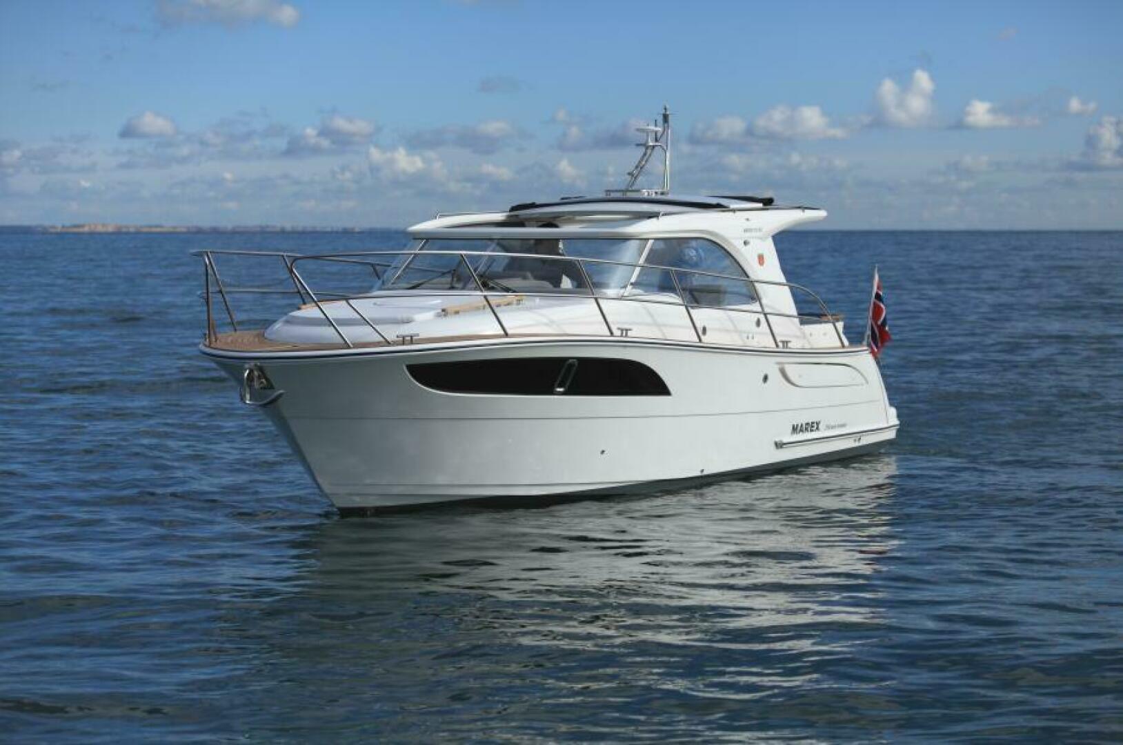 Slide: The Image of Marex 310 Sun Cruiser 2025 - 5062093