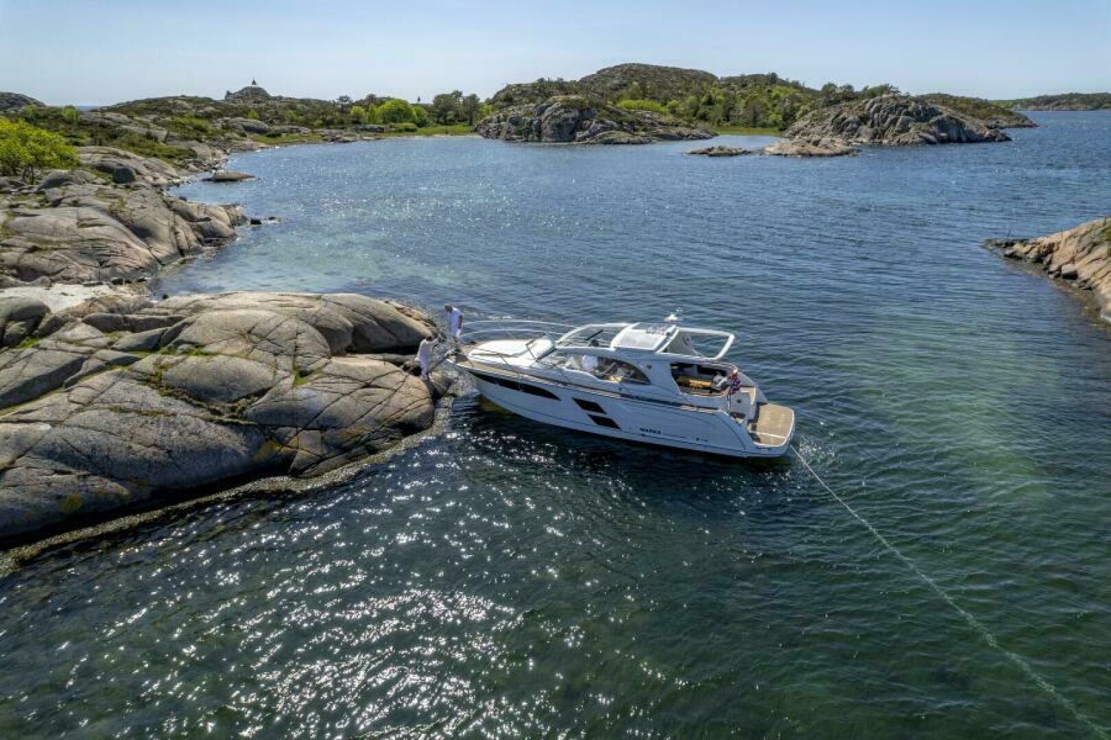 Slide: The Image of Marex 360 Cabriolet Cruiser 2025 - 5062261