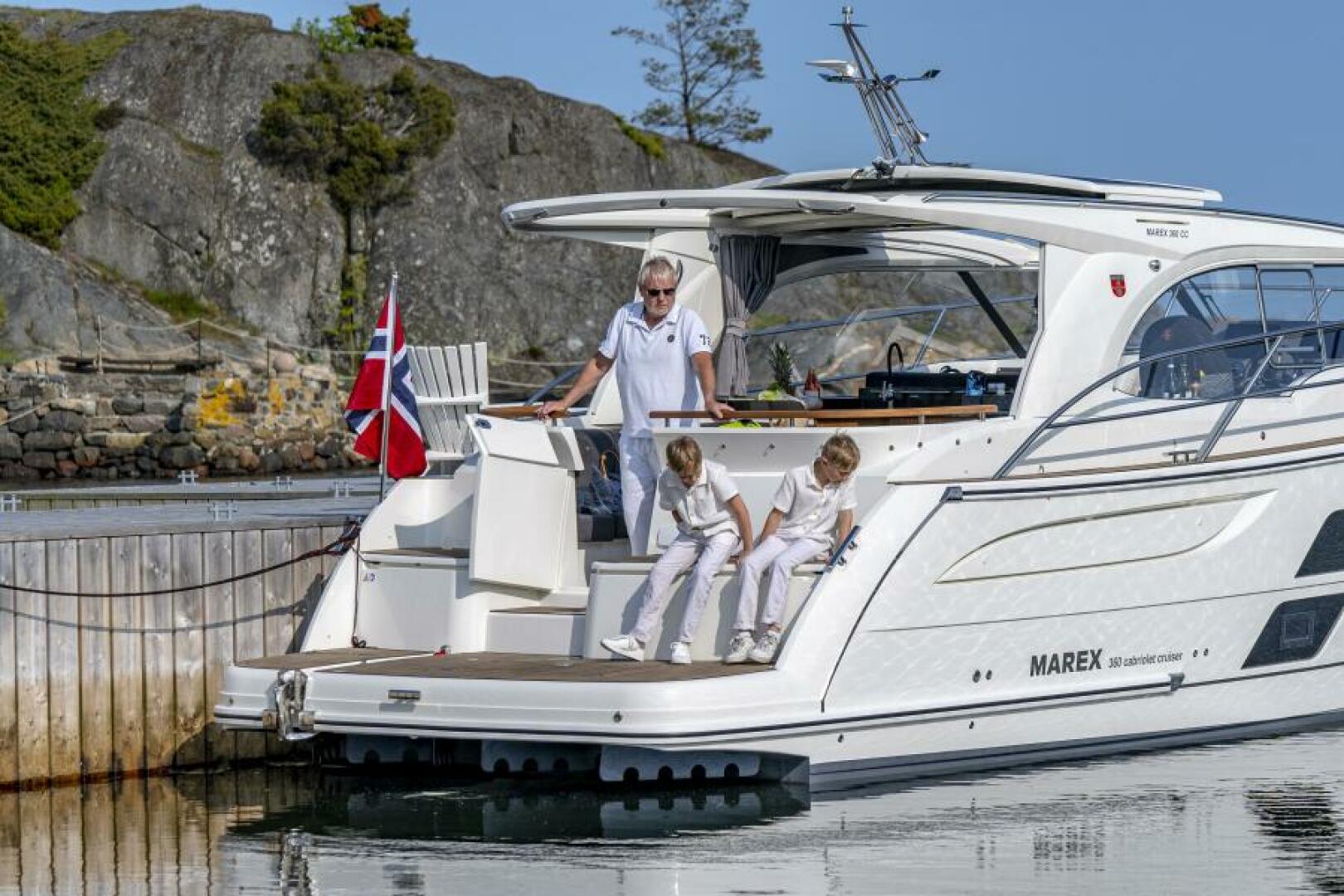 Slide: The Image of Marex 360 Cabriolet Cruiser 2025 - 5062178