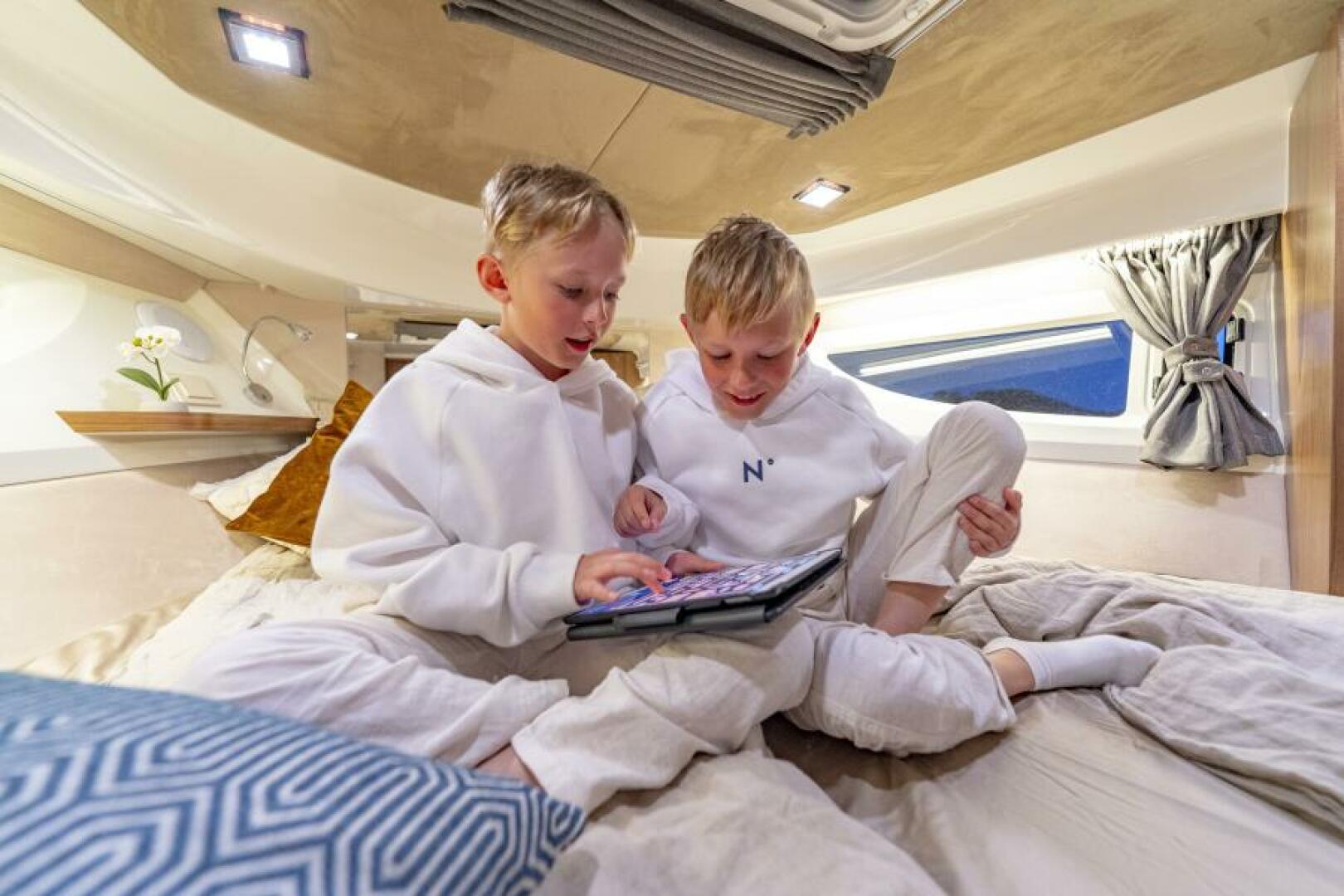 Slide: The Image of Marex 360 Cabriolet Cruiser 2025 - 5062218