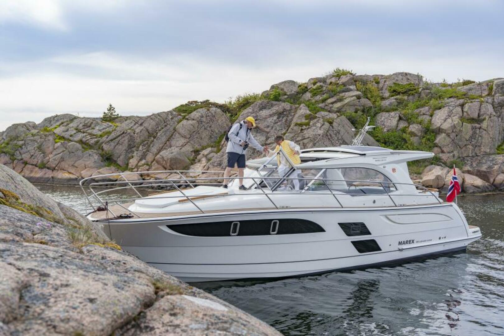 Slide: The Image of Marex 360 Cabriolet Cruiser 2025 - 5062226