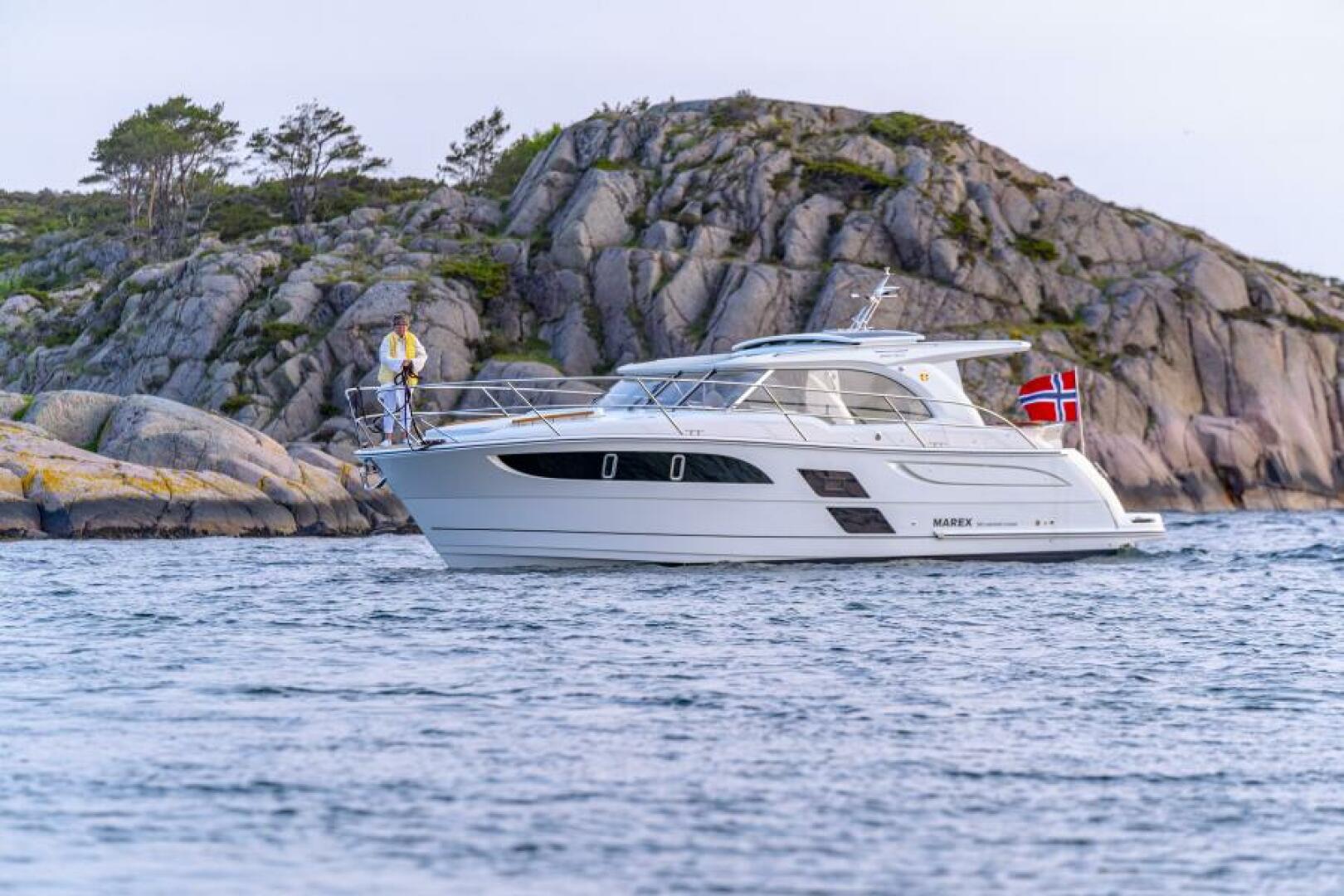 Slide: The Image of Marex 360 Cabriolet Cruiser 2025 - 5062165