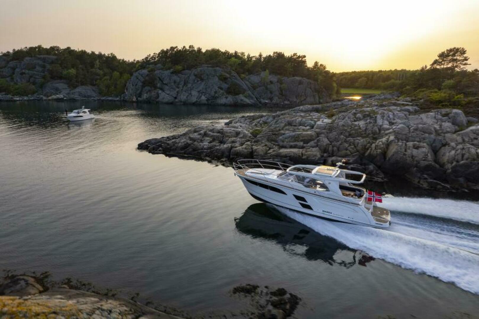 Slide: The Image of Marex 360 Cabriolet Cruiser 2025 - 5062326