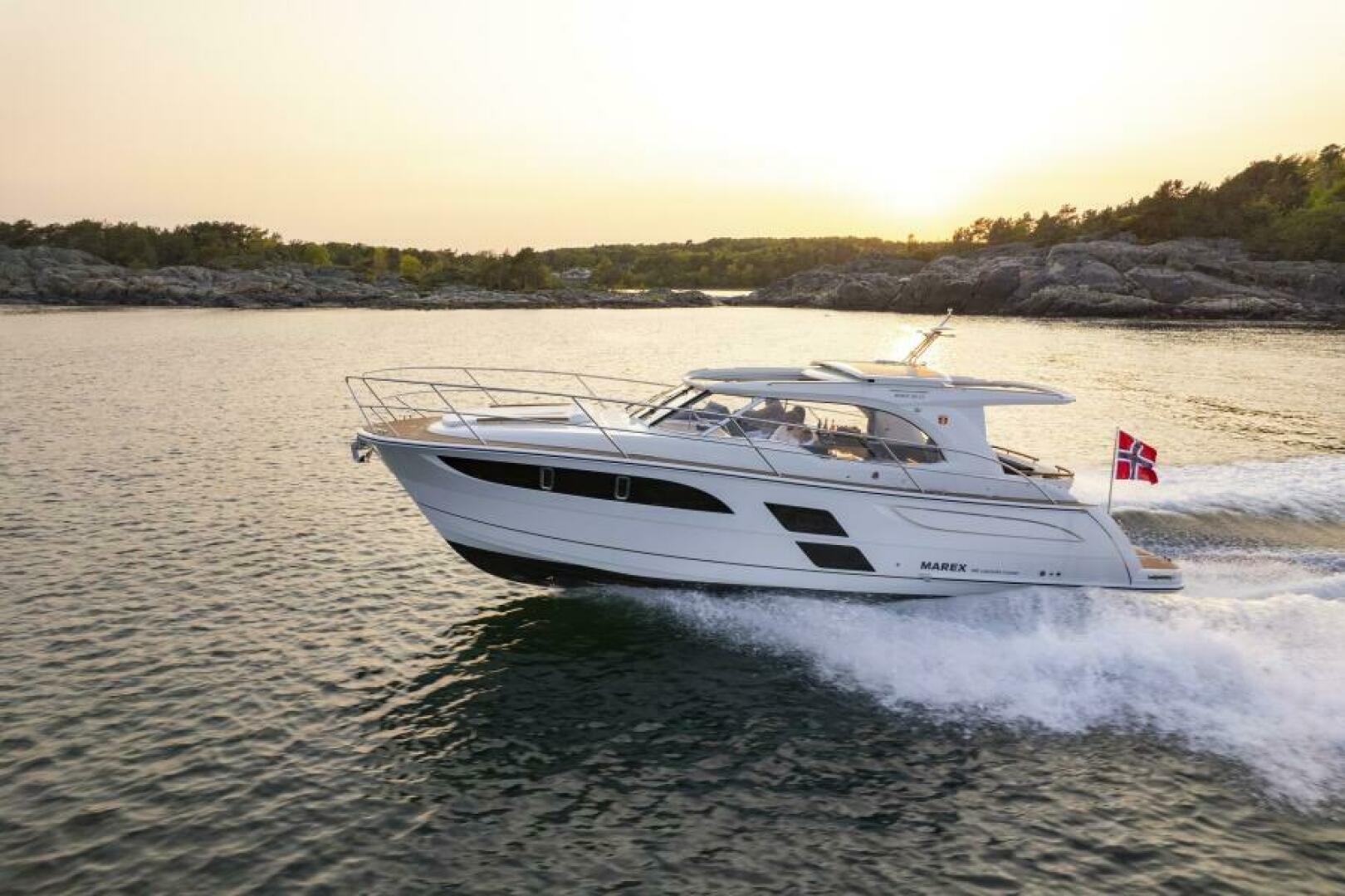 Slide: The Image of Marex 360 Cabriolet Cruiser 2025 - 5062333