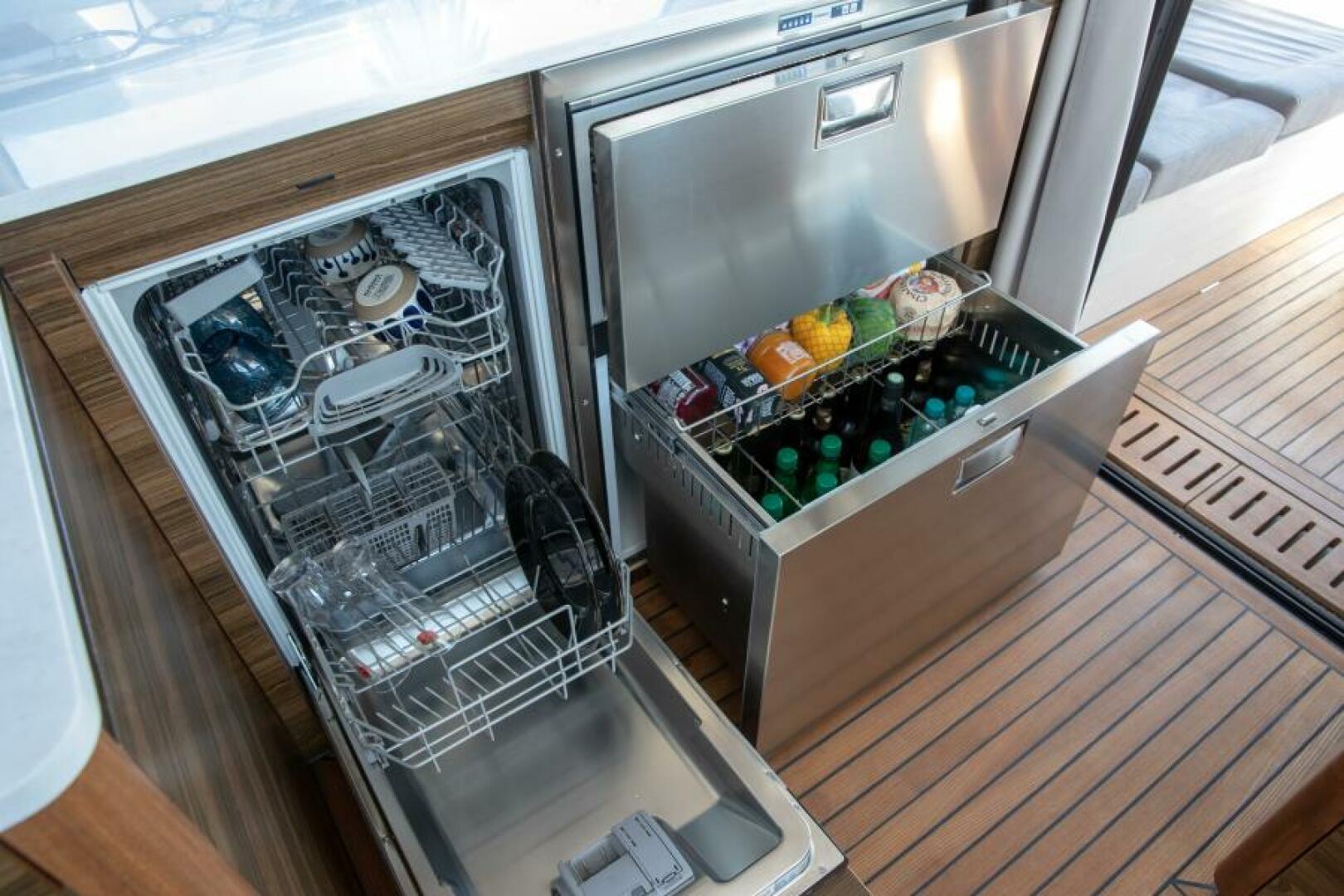 Slide: The Image of Marex 440 Gourmet Cruiser 2025 - 5062361