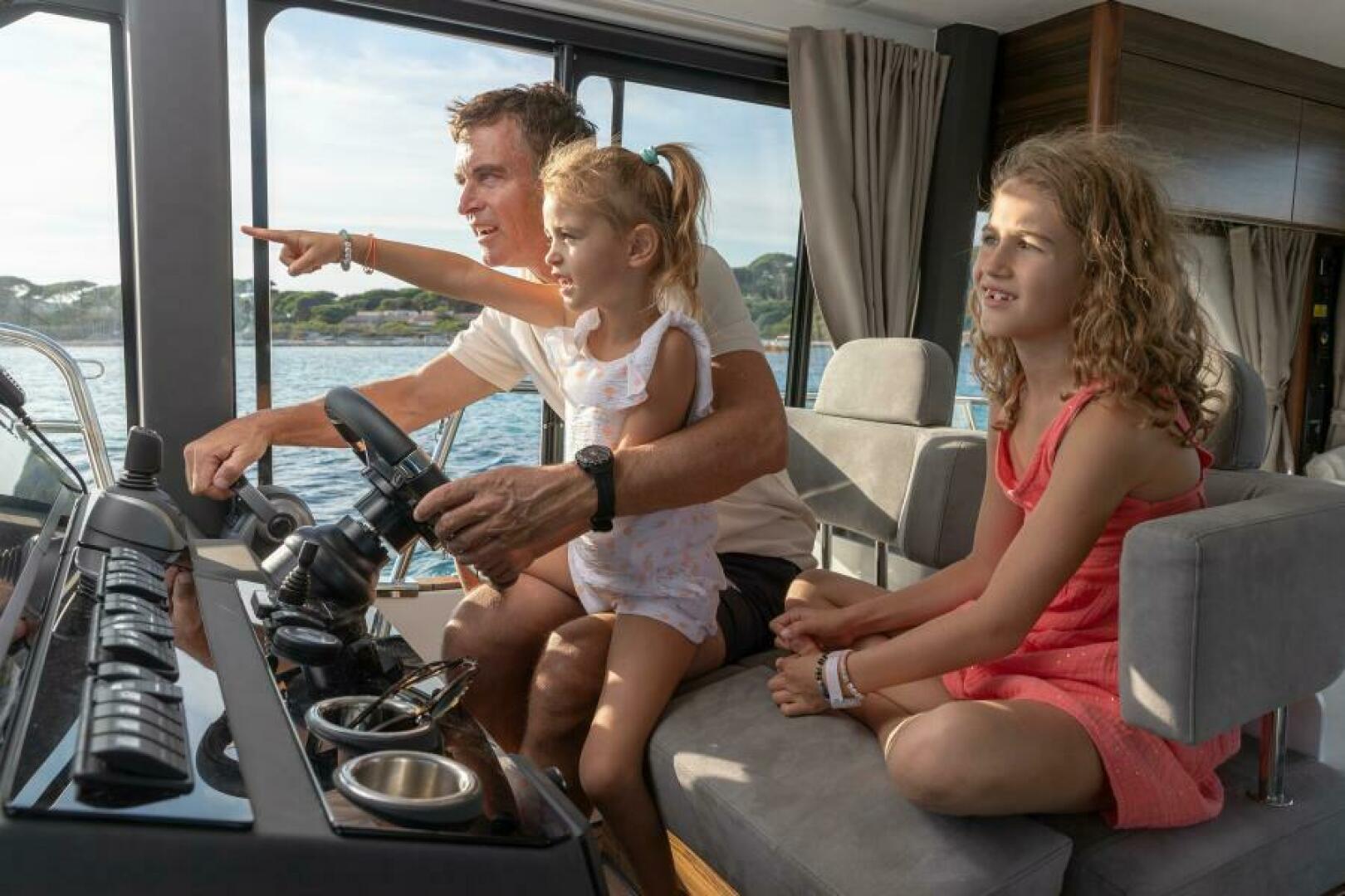 Slide: The Image of Marex 440 Gourmet Cruiser 2025 - 5062580