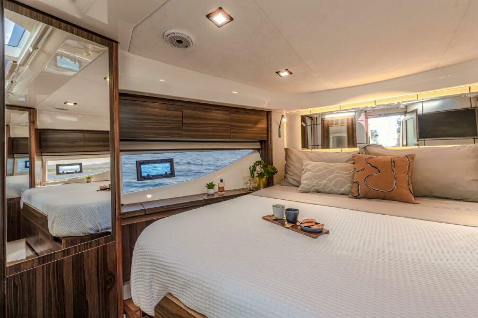Slide: The Image of Master Cabin - 5062378