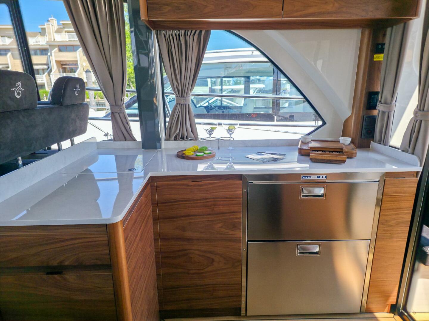 Slide: The Image of Marex 440 Gourmet Cruiser 2026 - 5515893