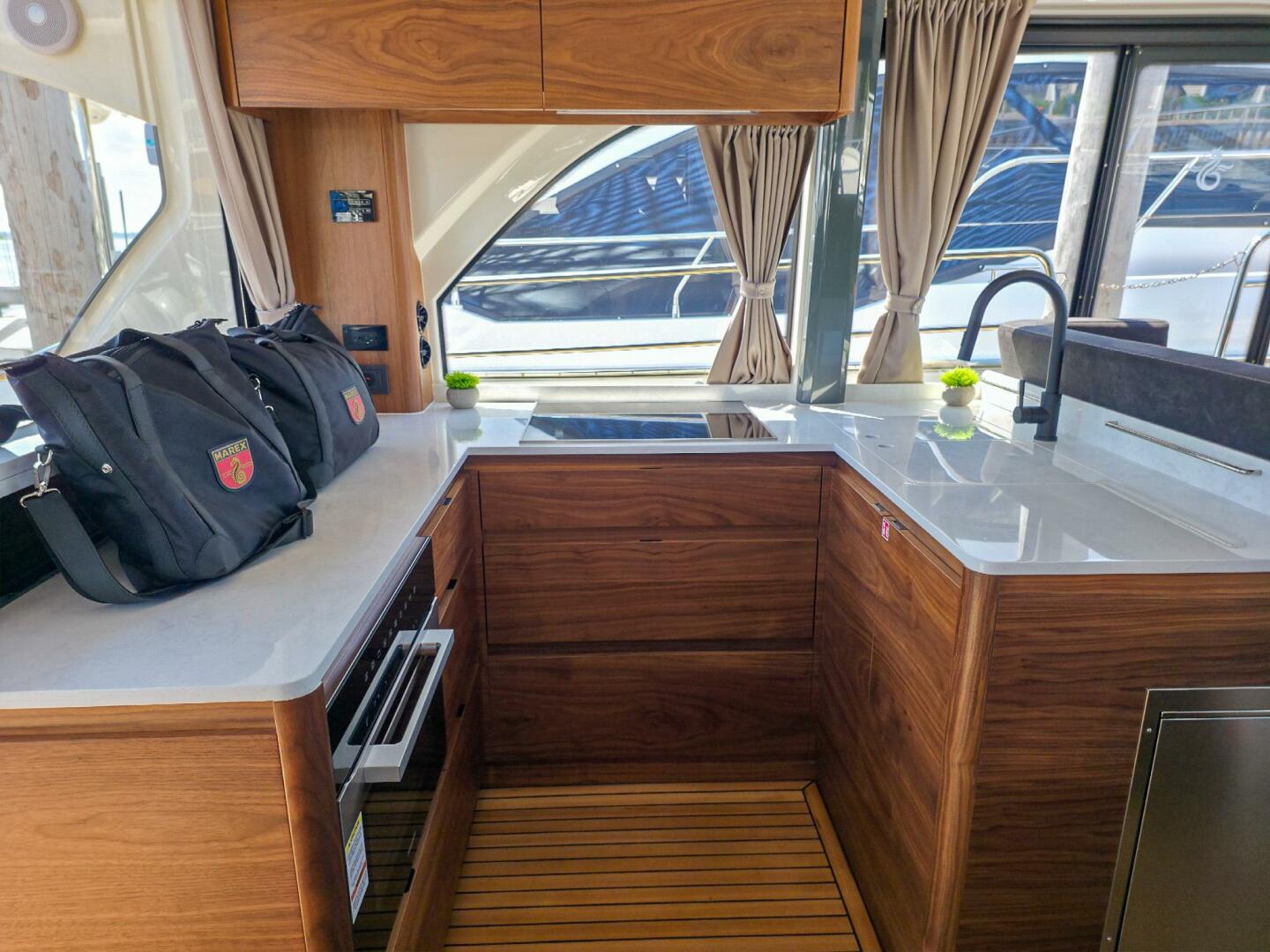 Slide: The Image of Marex 440 Gourmet Cruiser 2026 - 5515895