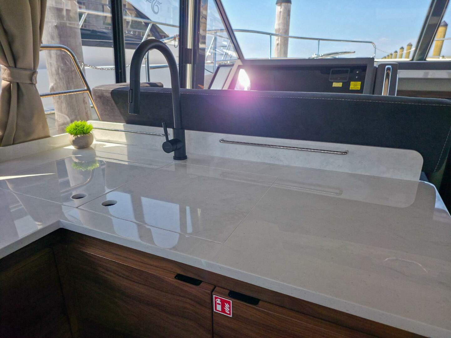 Slide: The Image of Marex 440 Gourmet Cruiser 2026 - 5515899