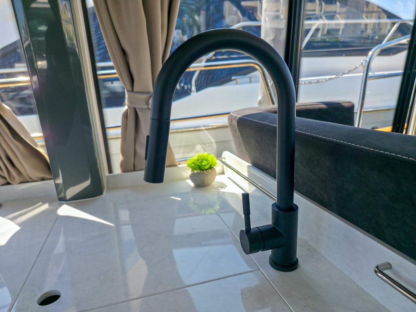 Slide: The Image of Marex 440 Gourmet Cruiser 2026 - 5515904