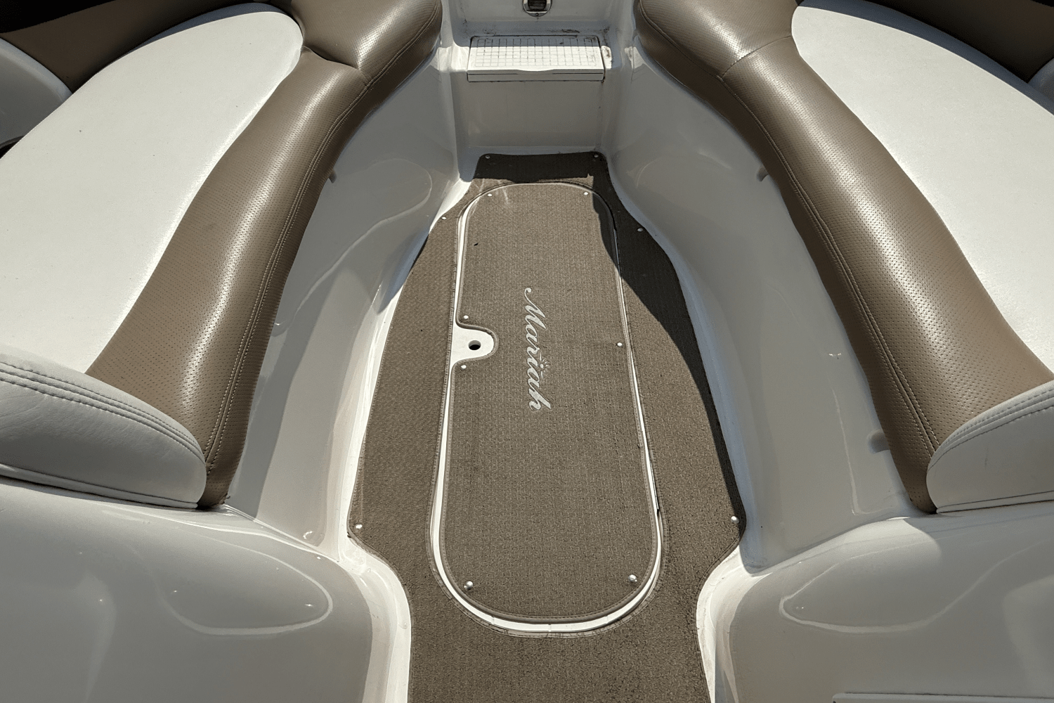 Slide: The Image of Mariah DX 213 2008 - 12