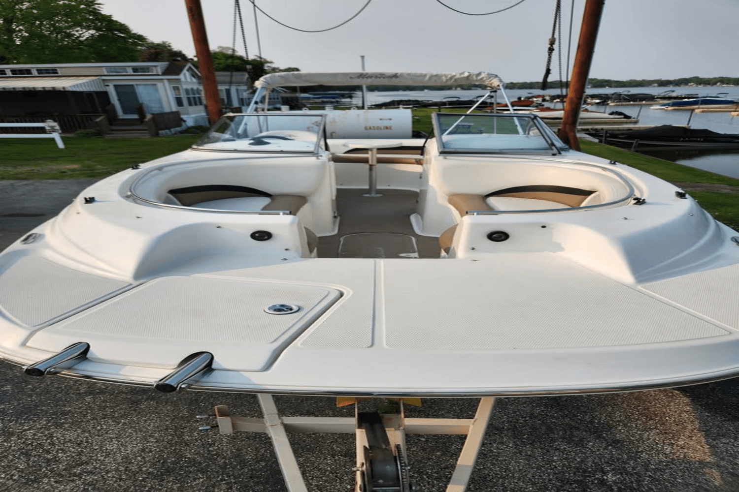 Slide: The Image of Mariah DX 213 2008 - 15