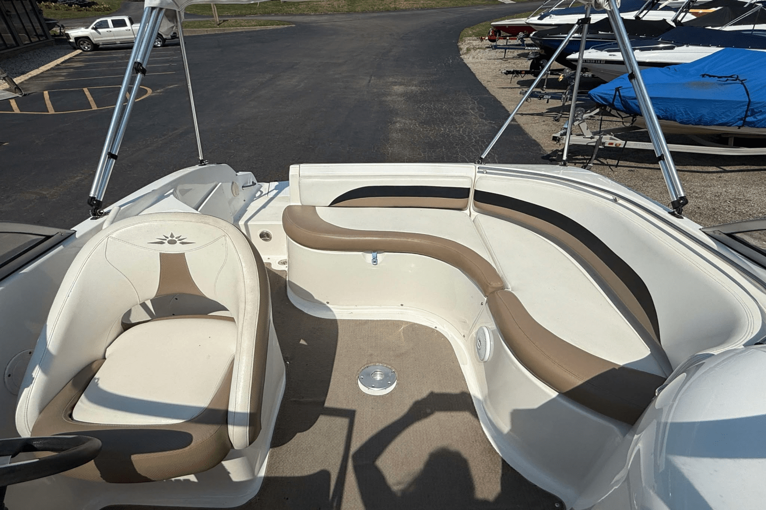 Slide: The Image of Mariah DX 213 2008 - 16