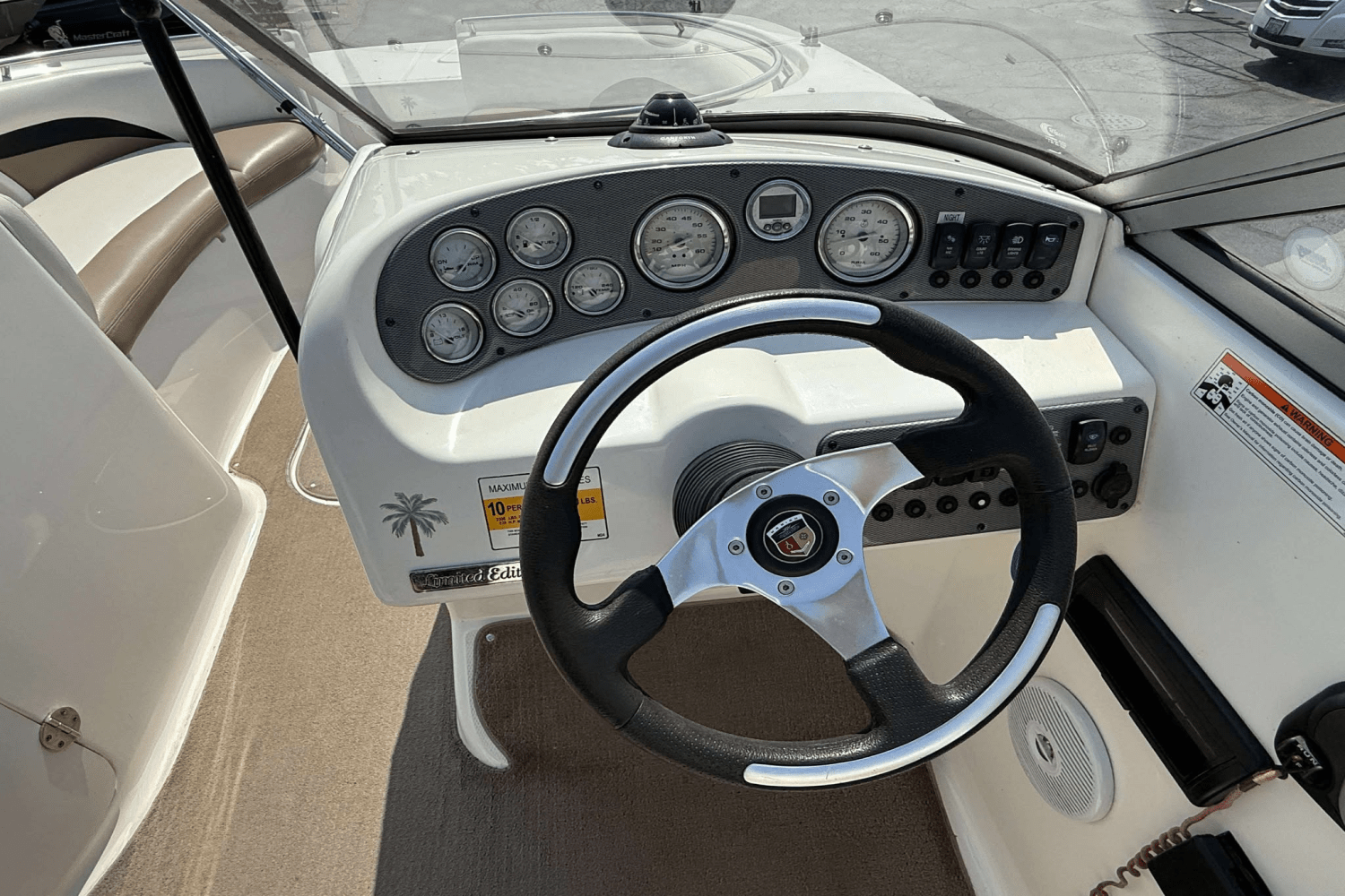 Slide: The Image of Mariah DX 213 2008 - 17