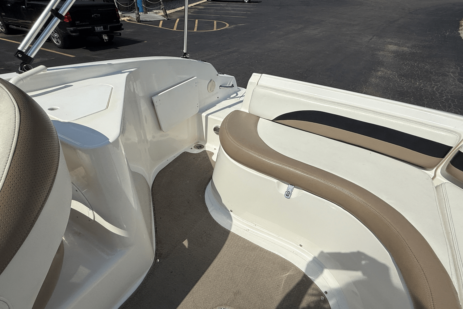 Slide: The Image of Mariah DX 213 2008 - 25