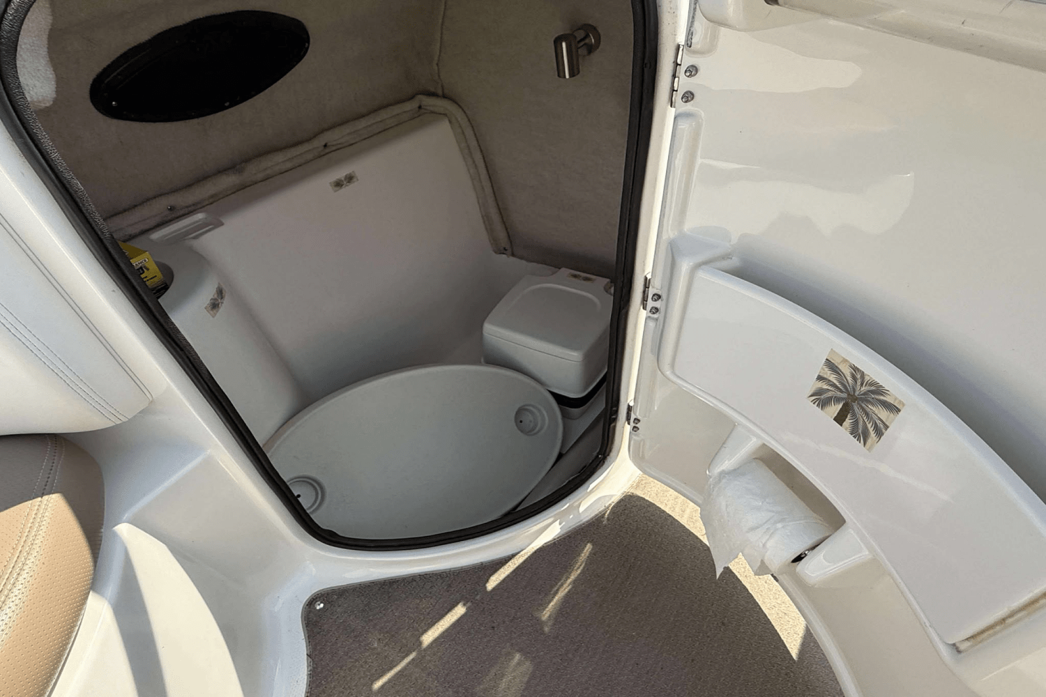 Slide: The Image of Mariah DX 213 2008 - 30