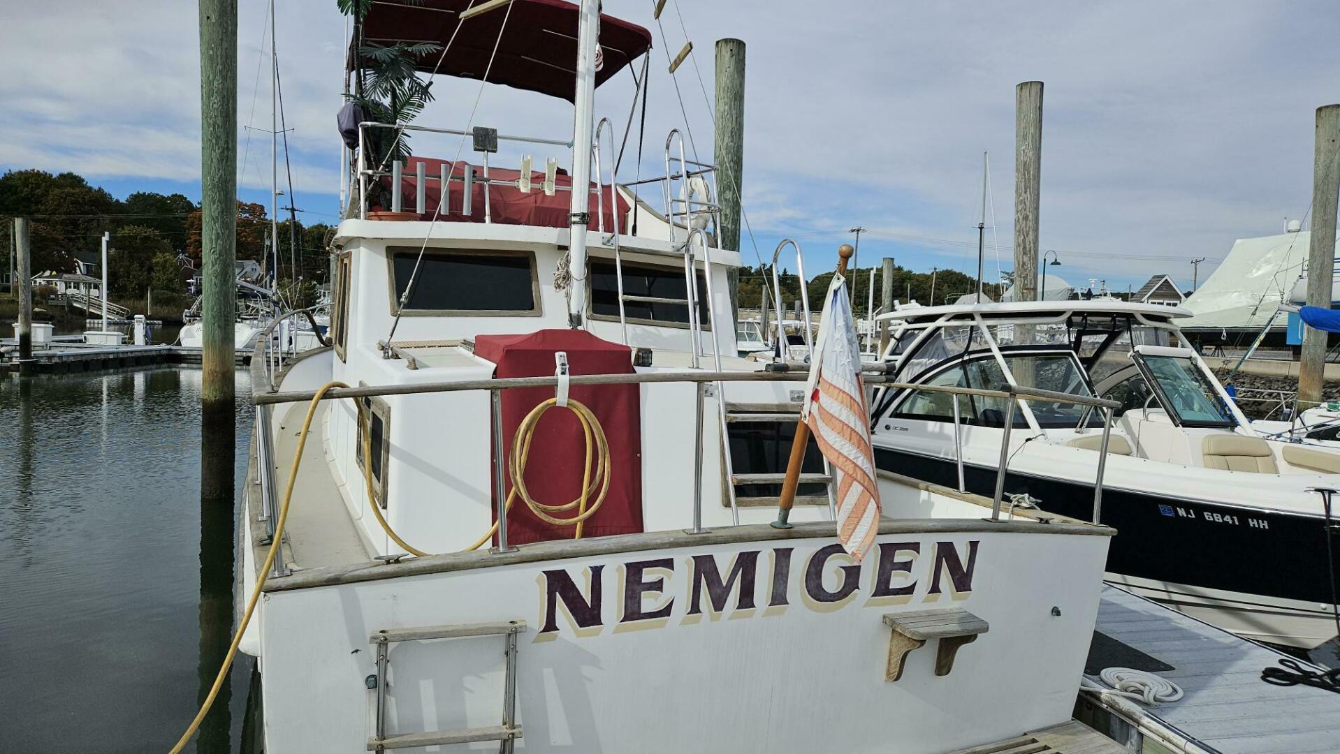 Slide: The Image of Marine Trader 34 1984 - 4752213