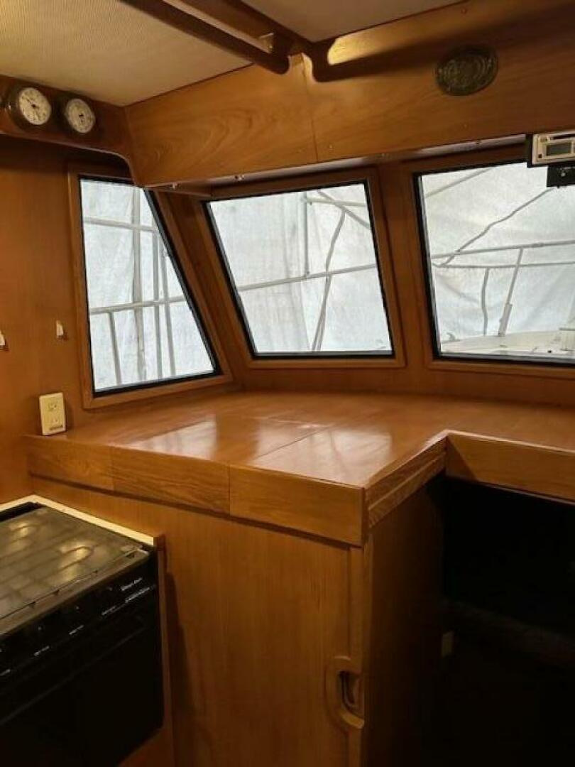 Slide: The Image of Marine Trader 34 1991 - 4980079