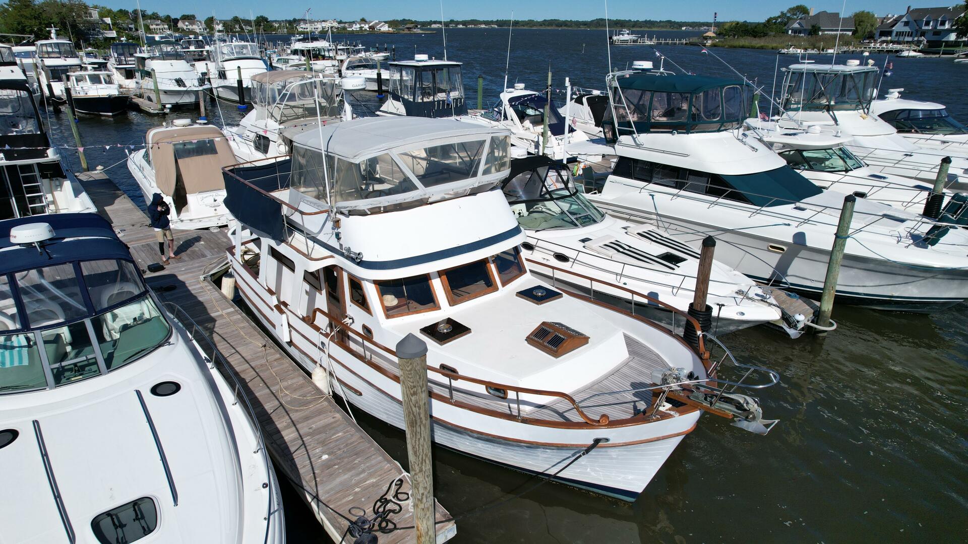 Slide: The Image of Marine Trader 40 1984 - 4643073