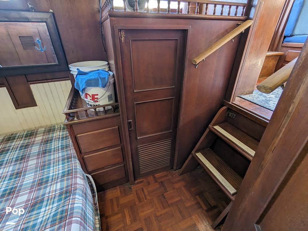 Slide: The Image of Marine Trader 40 Double Cabin 1979 - 13987370