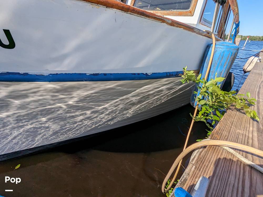 Slide: The Image of Marine Trader 40 Double Cabin 1979 - 13987461