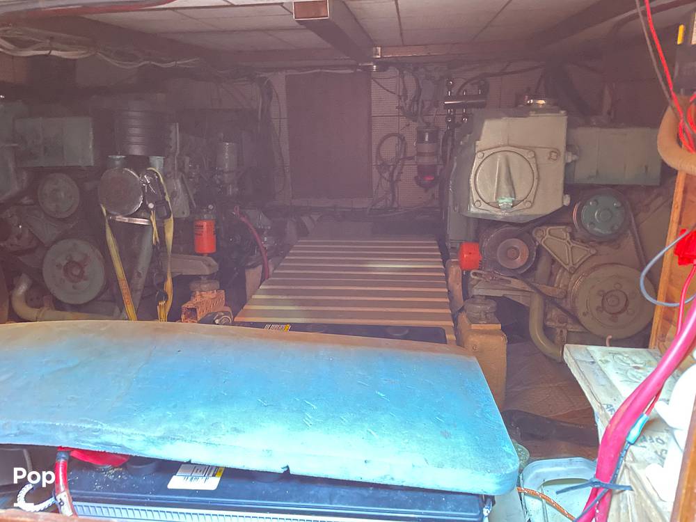 Slide: The Image of Marine Trader 43 Aft Cabin 1981 - 14900534