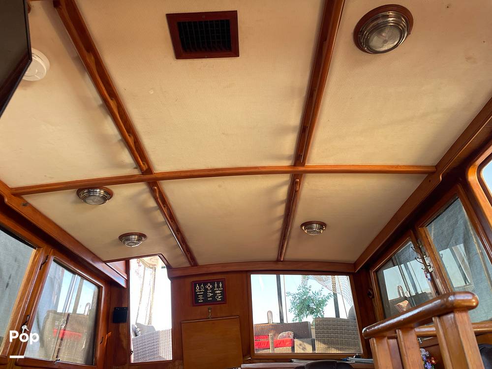 Slide: The Image of Marine Trader 43 Aft Cabin 1981 - 14900539