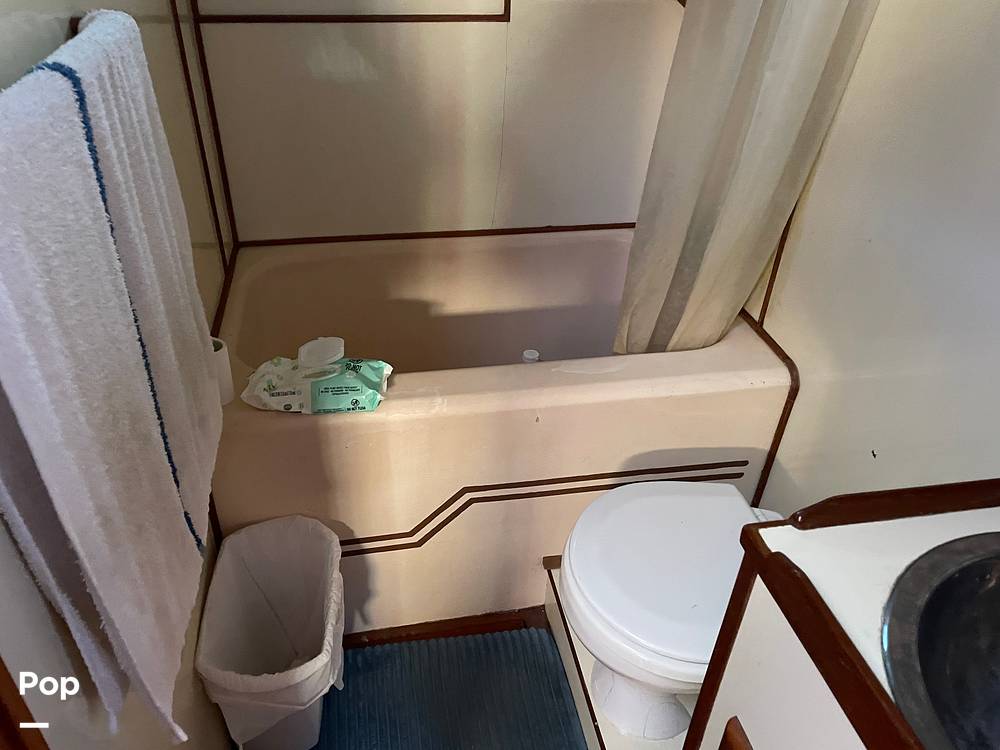 Slide: The Image of Marine Trader 43 Aft Cabin 1981 - 14900553