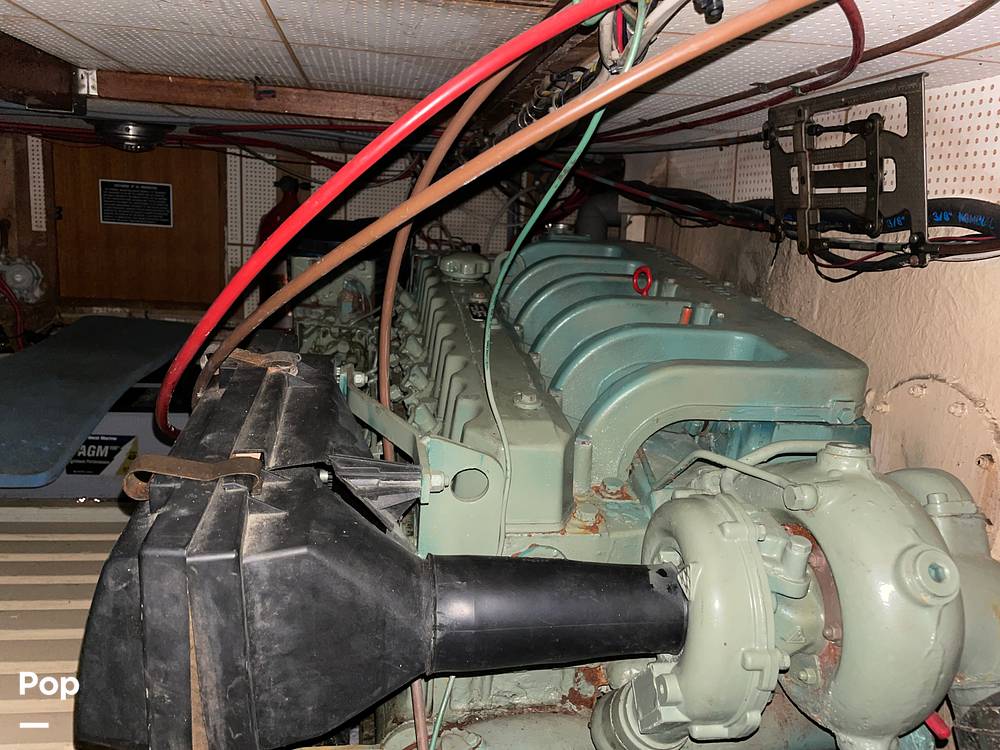 Slide: The Image of Marine Trader 43 Aft Cabin 1981 - 14900569