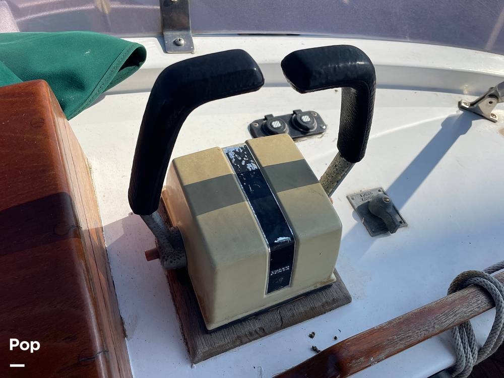 Slide: The Image of Marine Trader 43 Aft Cabin 1981 - 14801763