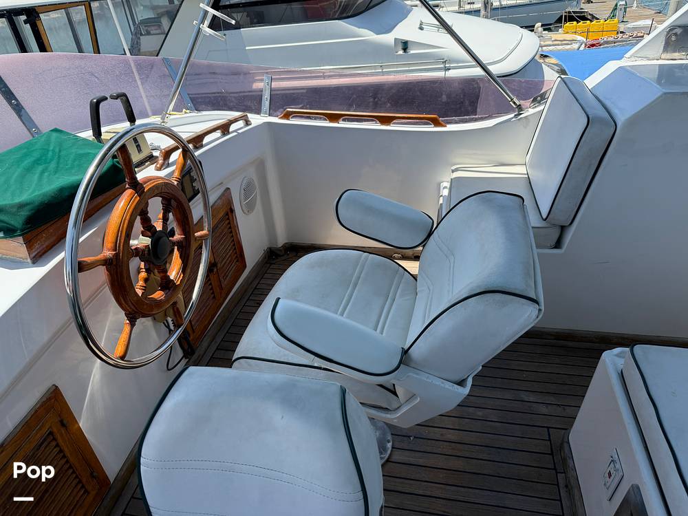 Slide: The Image of Marine Trader 43 Aft Cabin 1981 - 15464627