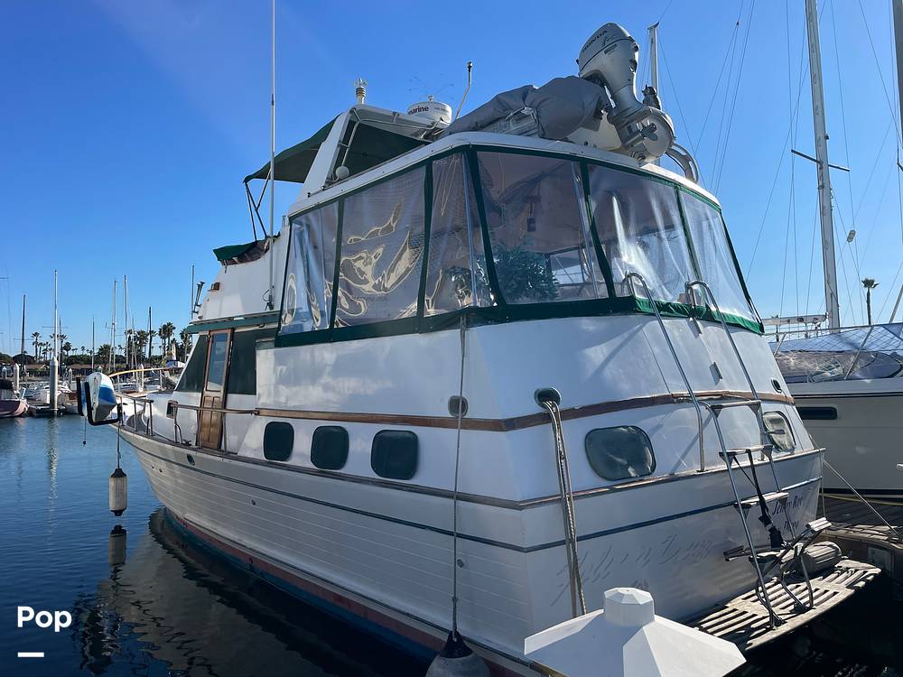 Slide: The Image of Marine Trader 43 Aft Cabin 1981 - 14900443