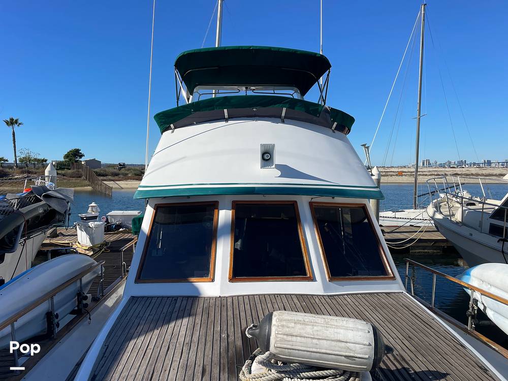 Slide: The Image of Marine Trader 43 Aft Cabin 1981 - 14900457